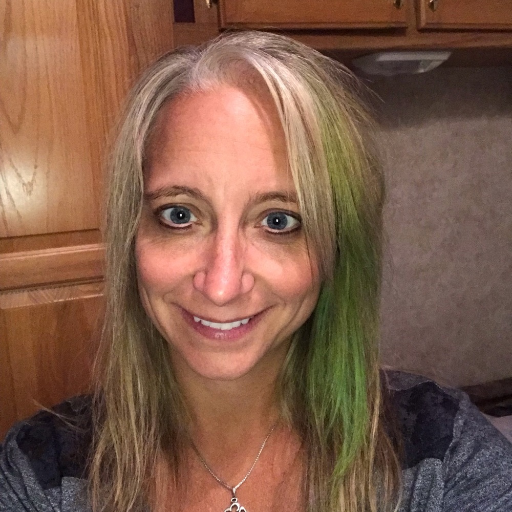 Meet your Posher, Angela